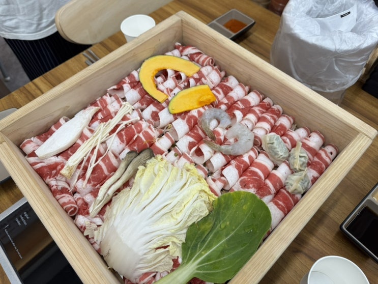  가족 외식으로 청라 샤브샤브 무한리필 맛집 편백회관 청라점 다녀왔어요