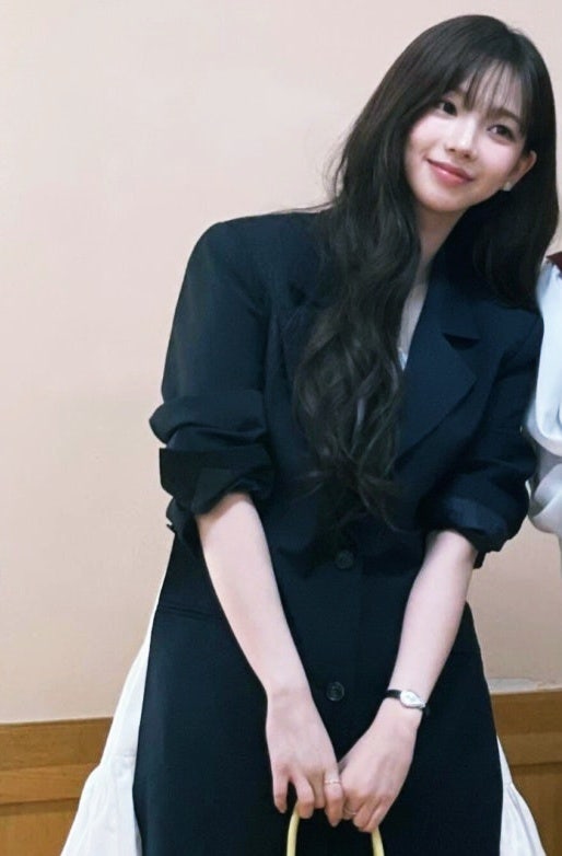 카리나 실물에 결혼식장 초토화?! 민폐하객 등극한 전설의 비주얼