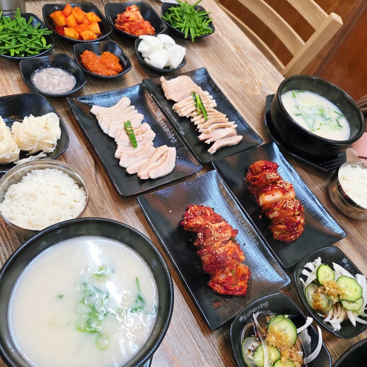 부산 서면 국밥 맛집 24시간 조선돼지국밥