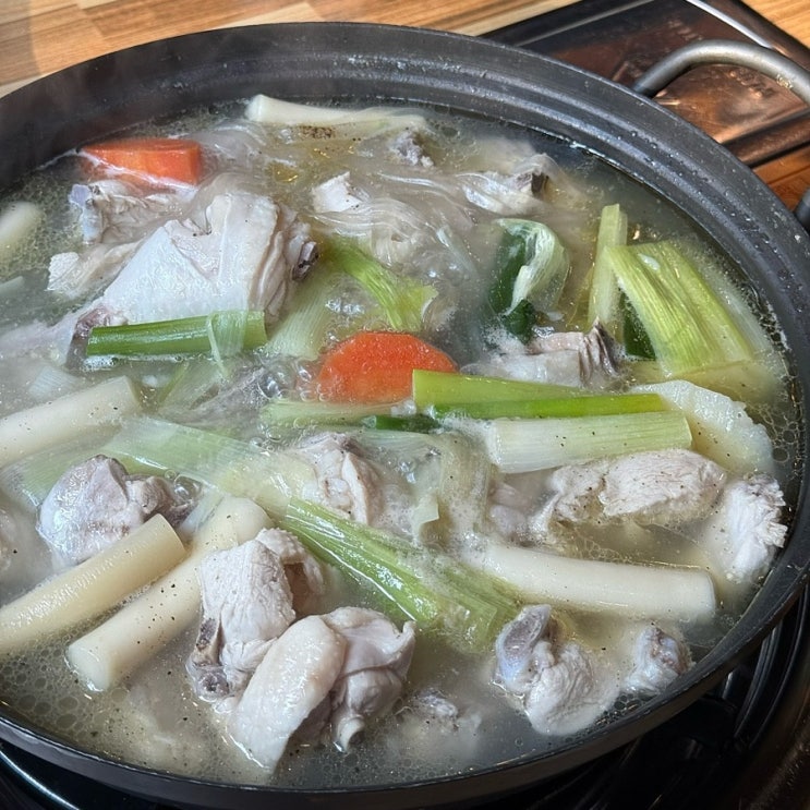  응암역 닭한마리 닭볶음탕 맛집 혼밥 되는 불광천 꼬꼬탕 후기