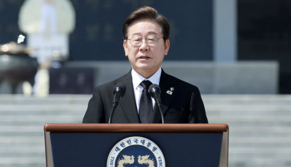 <b>대통령</b>실 "<b>李대통령</b>, <b>젤렌스키</b>와 G7에서 대화 가능성…준비 중"