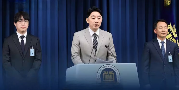 1차장에 軍출신 김현종 임명… AI<b>미래</b>기획수석에 하정우 발탁