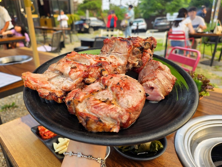  남양주데이트 추천 야외 고기집 금남리 애견동반 맛집 북한강참나무바베큐
