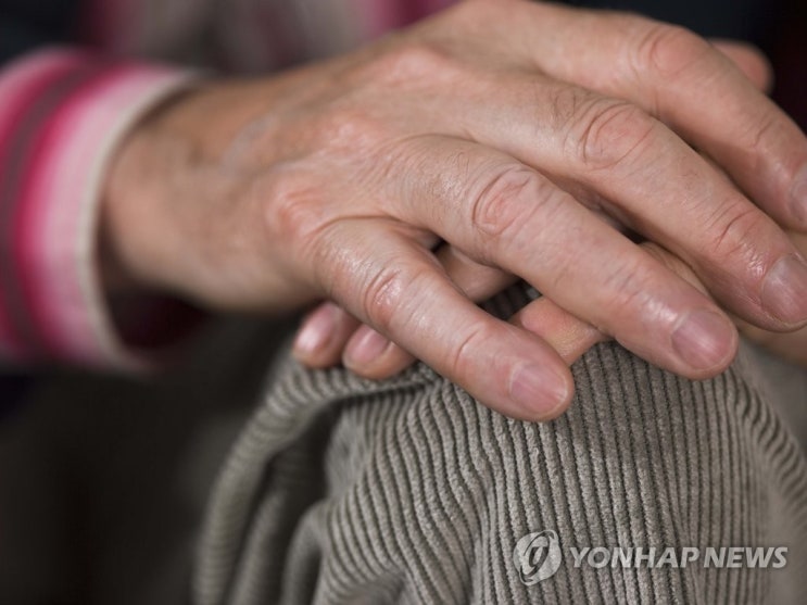 발달장애인 보호자 43% '독박 돌봄'…10% '자살 생각' 경험 발달장애인 보호자 43% '독박 돌봄'…10% '자살 생각' 경험