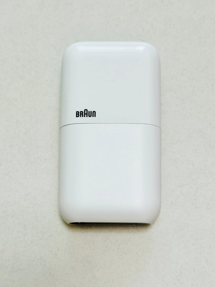  [내돈내산] 브라운(BRAUN) 전기면도기 시리즈X 2.0 휴대용 면도기 M1011 화이트, 얼마나 가치가 있을까?