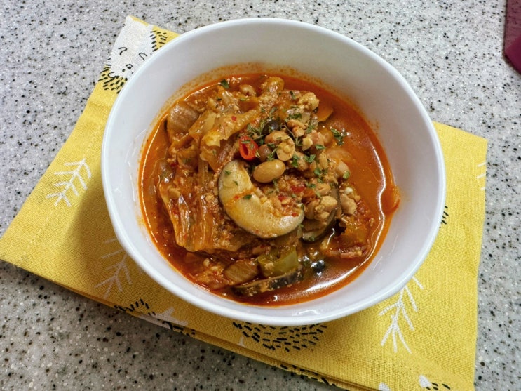 묵은지청국장 레시피 김치 청국장찌개 맛있게 끓이는법 묵은지청국장 레시피 김치 청국장찌개 맛있게 끓이는법