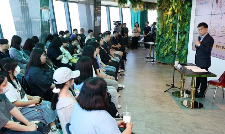 ‘청청토크’ 박종효 남동구청장, 구직 준비 청년들과 소통