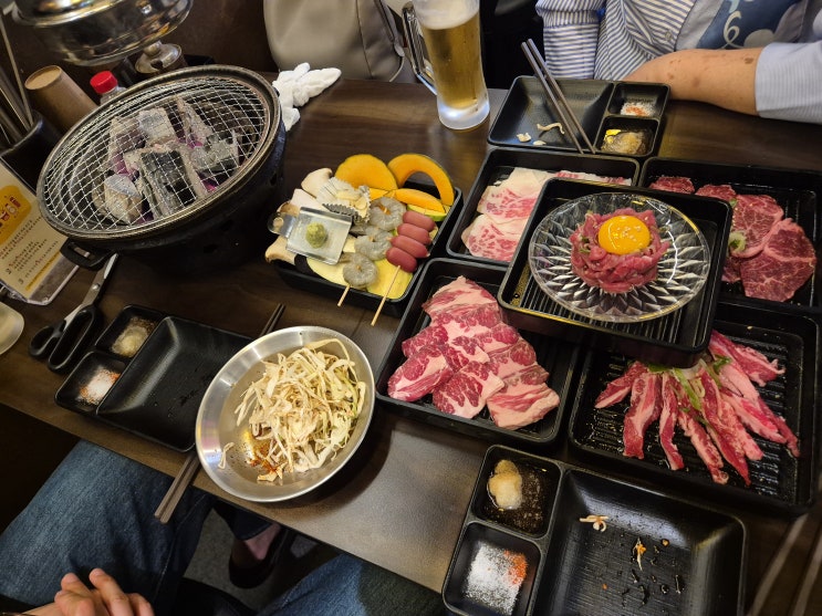  미아사거리 맛집 추천! 야끼니꾸 소량 미아사거리점, 다양한 소고기 부위와 통오징어 라면·실비김치