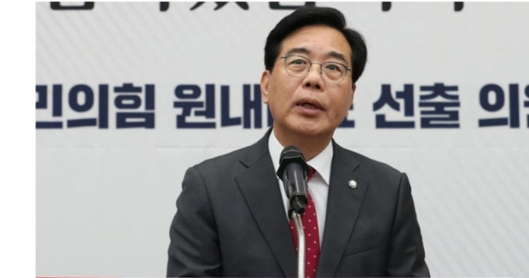 국힘 새 원내대표에 TK 3선 <b>송언석</b>...“<b>쇄신</b> 위해 전대 조속... 