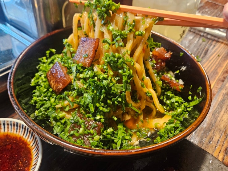  잠실역 맛집 | 야무진 아부라 소바가 있는 칸다소바 롯데월드몰점