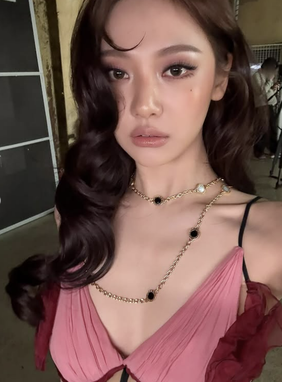 여름 블러셔 치크 메이크업 트렌드