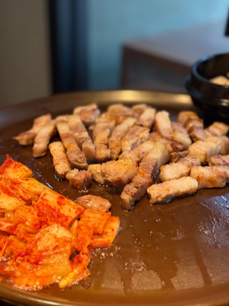 압구정 삼겹살 맛집 회식 옹기집 신사삼겹살집 청첩장 모임장소 추천
