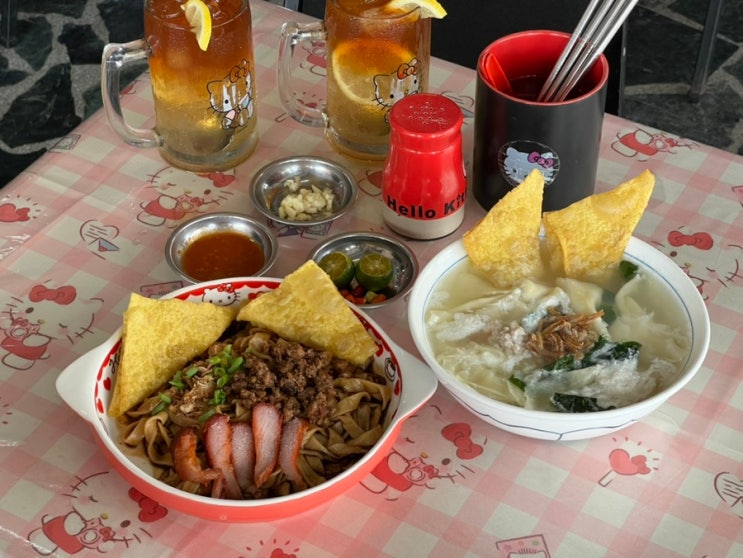  코타키나발루 시앙시앙 판면 키티로 가득한 현지 칼국수 수제비 추천 맛집