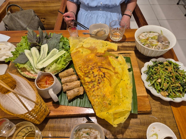  푸꾸옥 즈엉동야시장 반쎄오맛집 메오키친 내돈내산 추천후기
