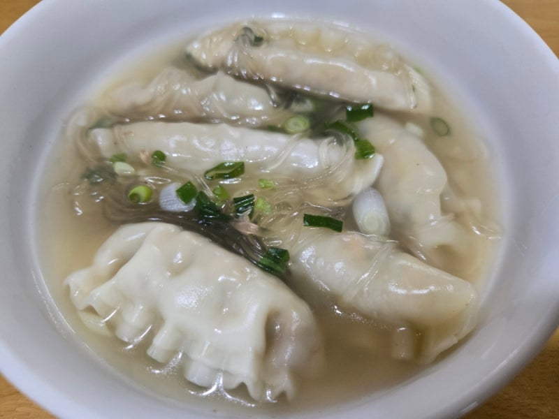 홍진경 만두로 만두국 끓였어요