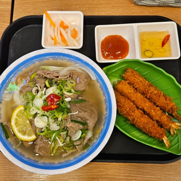  부산 재송동 쌀국수 가성비 좋은 응온비엣맛있는베트남 센텀점