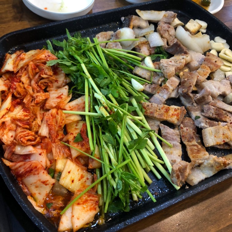  송도 야장 고기집 골목집 미나리 삼겹살 맛집