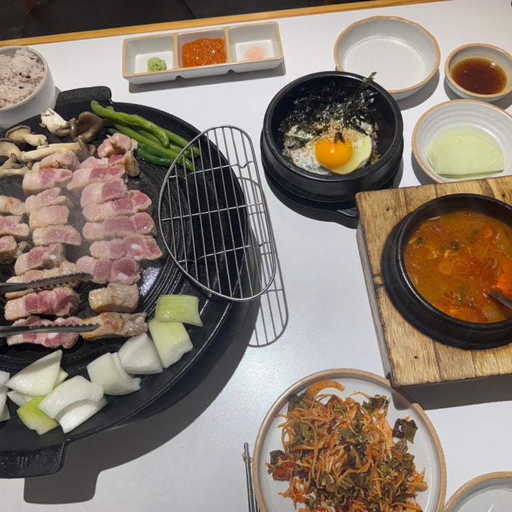  수원 광교역 삼겹살 맛집 추천 훈돈가