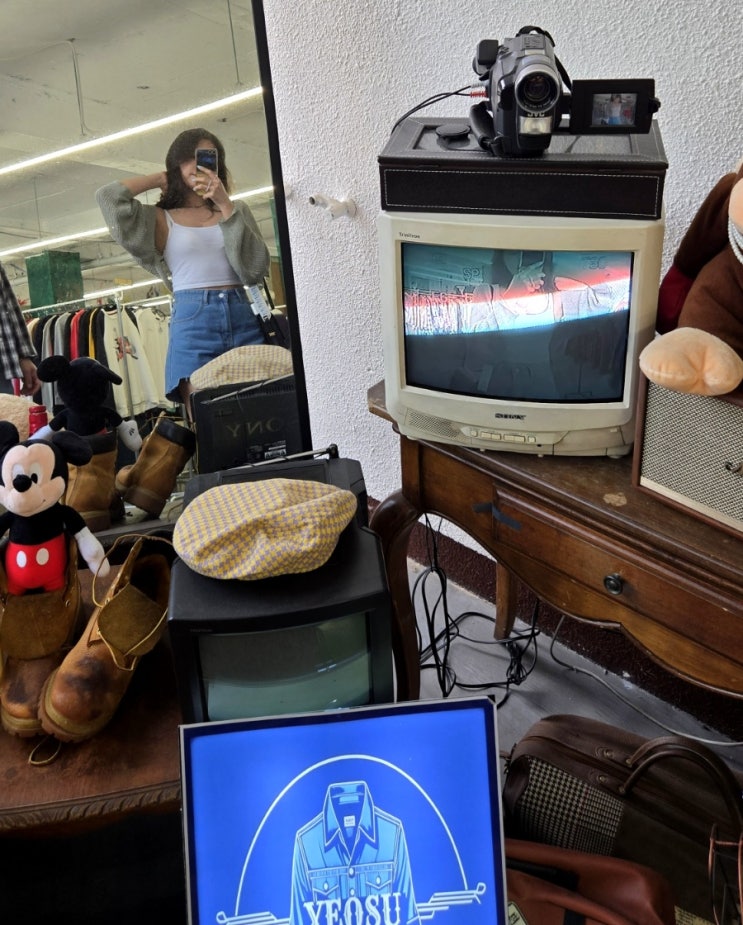 여수 데이트코스로 좋은 여수 빈티지샵 여수창고👕