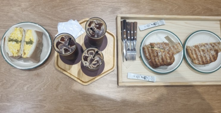  대구 영대병원역 나만 알고싶은 커피, 디저트 맛집 - 카페 여유로이 (내돈내산 후기)
