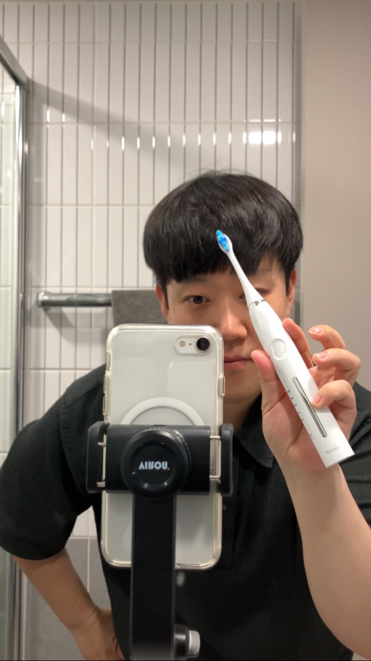  잇몸 케어를 위한 어금니칫솔 추천 제품 클린디 스윙45 음파진동 전동 칫솔