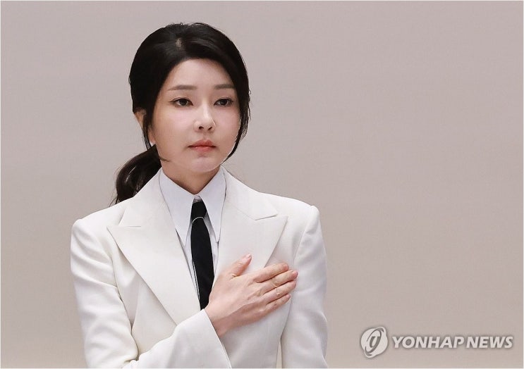 <b>김건희</b> 여사, 극심한 우울증으로 입원…<b>특검</b>, <b>대면 조사</b> 의지 밝혀