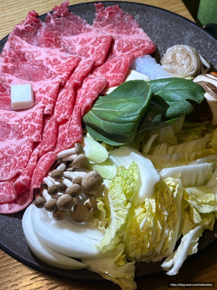  관서식 스키야키 맛집 청담 마코토 강남 이자카야 분위기