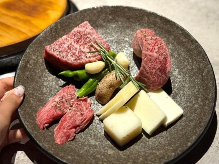 강남 소고기 맛집 룸식당 우마카세로 좋은 민규