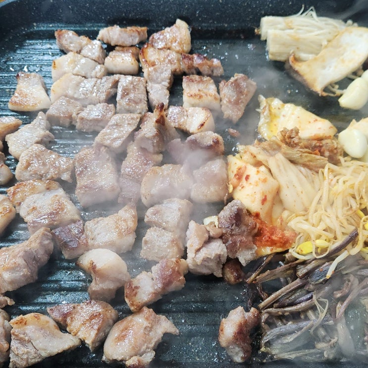  청주 서문시장 삼겹살골목 맛집 삼남매생삼겹살 충북 여행 가볼만한 곳