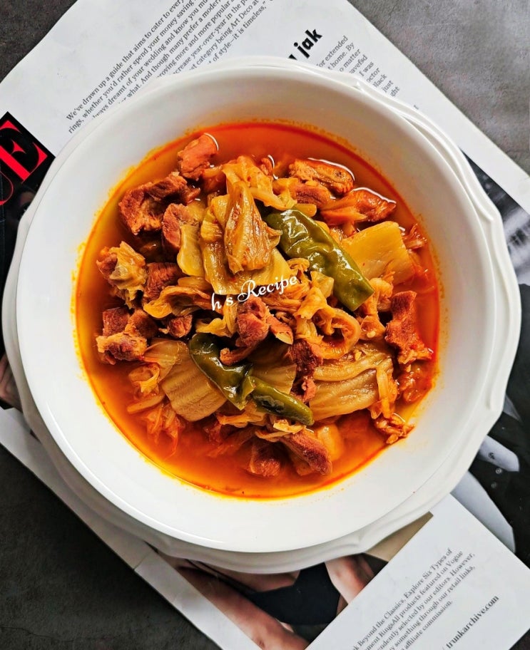 묵은지 김치찌개 레시피 목살 돼지고기 김치찌개 끓이는법 끝판왕! 묵은지 김치찌개 레시피 목살 돼지고기 김치찌개 끓이는법 끝판왕!