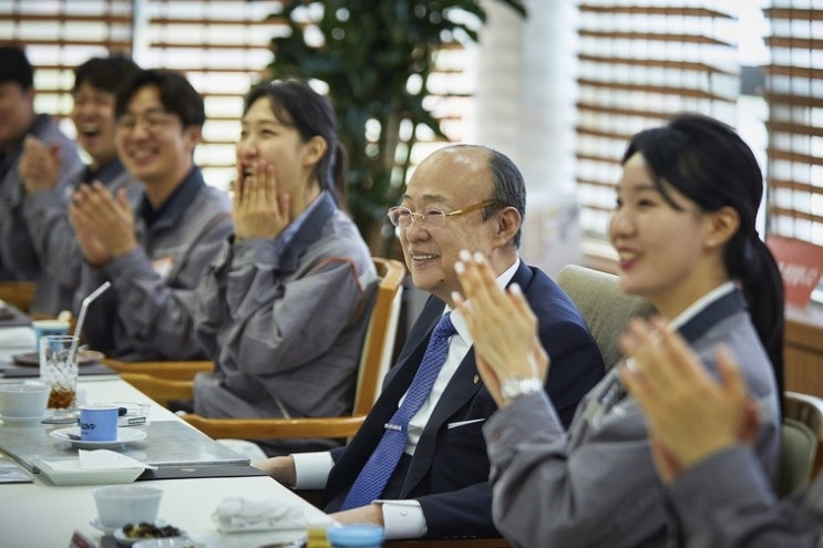 <b>김승연 회장</b>, 한화토탈 대산공장 방문 임직원 격려