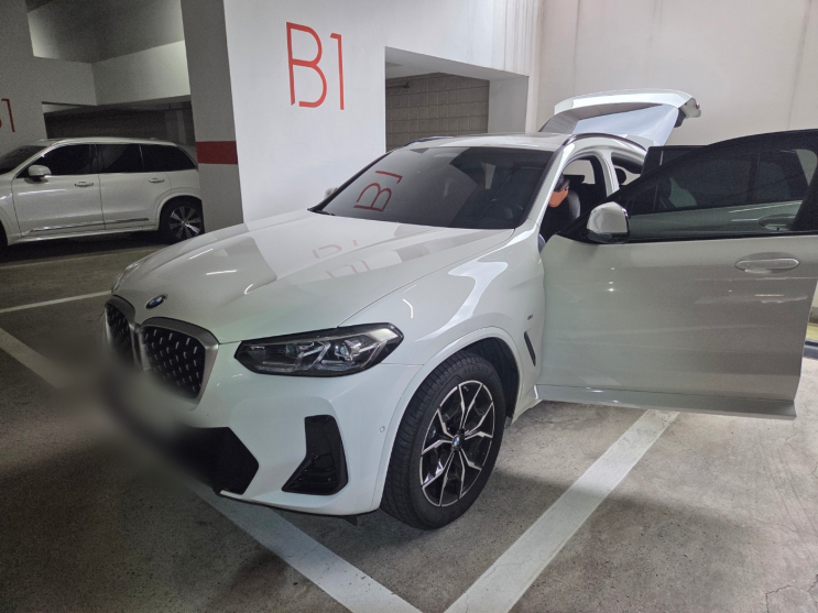  용인동백 출장 실내세차 BMW X4 신혼여행 직전 긴급 구토제거 작업