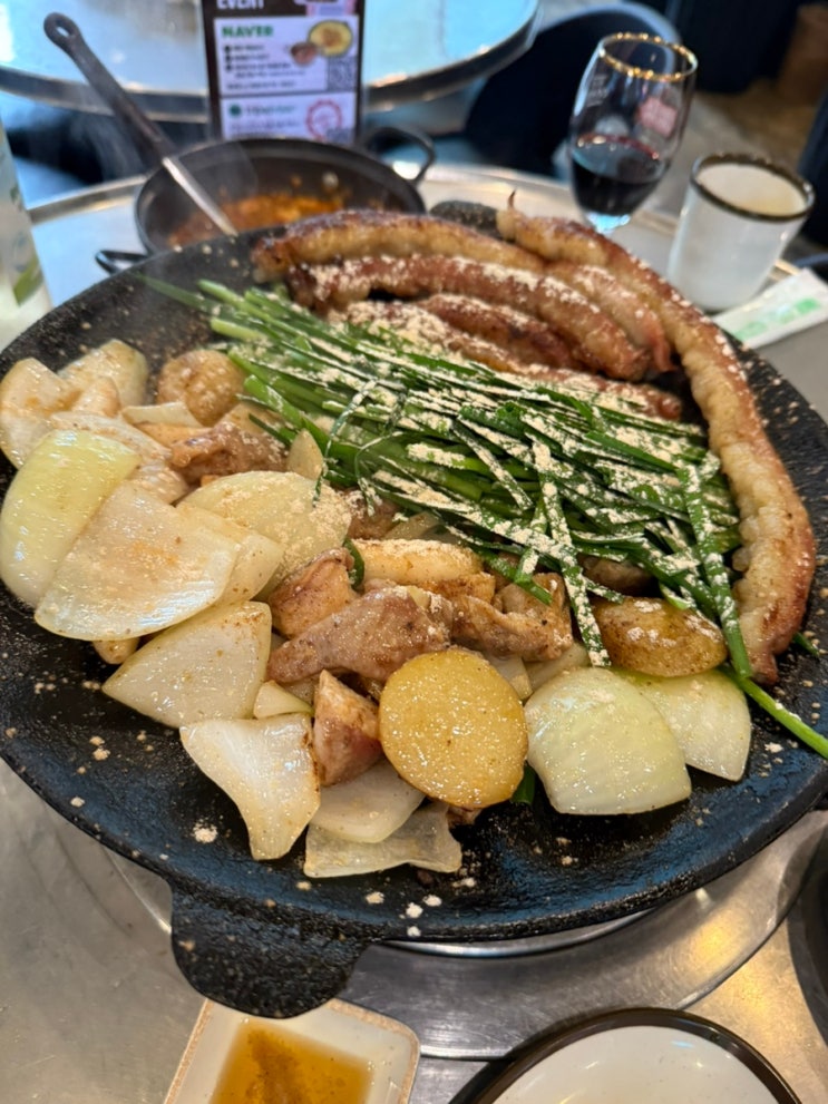  탑티어 마늘곱창을 파는 곱 문래본점