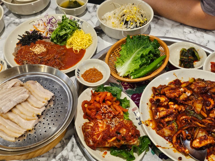  광주 상무지구 치평동 맛집 낙지볶음보쌈 오봉집