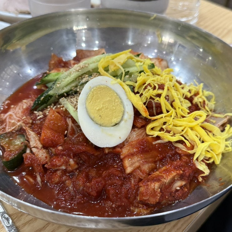 부산 서면 로컬 밀면 맛집 <춘하추동밀면 서면본점> 내돈내산