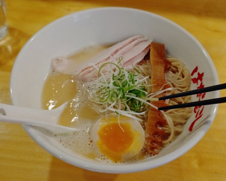  용산 혼밥하기 좋은 라멘 맛집 [모코시야]