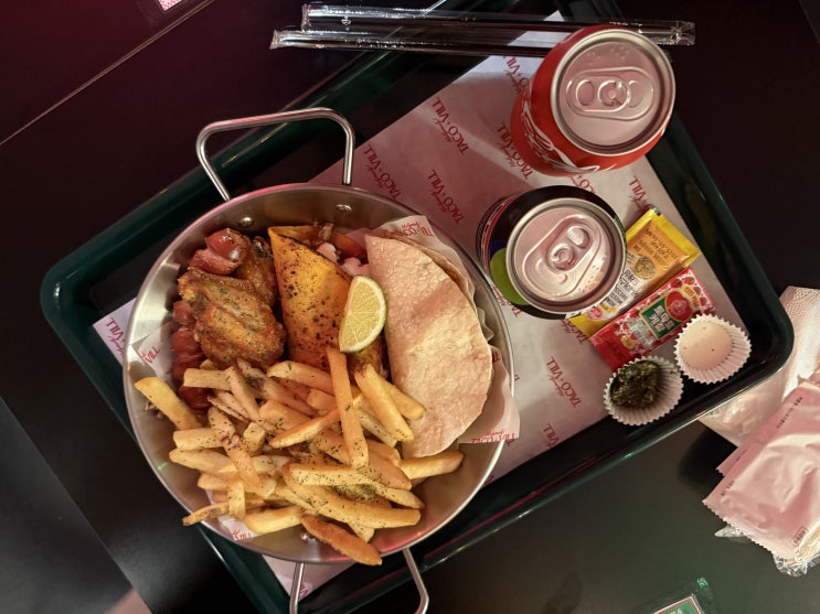  수원 행궁동 타코 맛집 홀리몰리타코빌 2인 베스트세트 후기