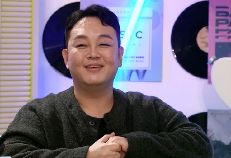 <b>이건주</b> 배우 출신 무속인 남동생 <b>프랑스 입양</b> 사연 가족사 고백... 
