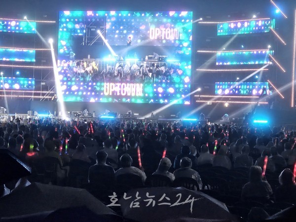  K-한류 관광 축제 ‘2025 MyK FESTA in 여수’ 성료…폭우 속 2만여 명 운집