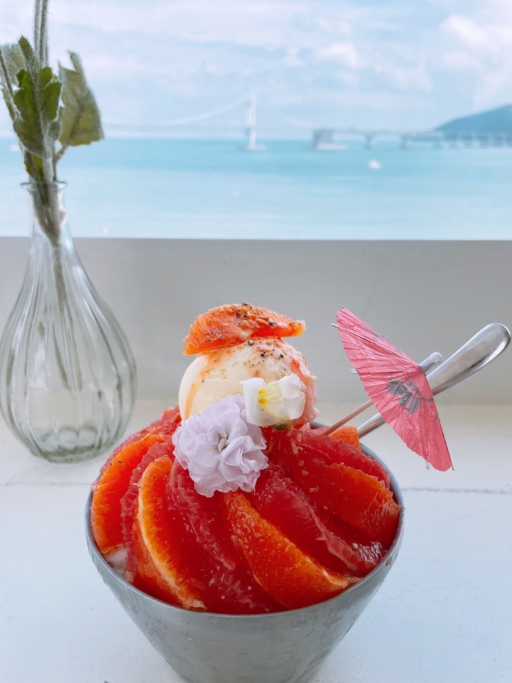 광안리 카페 추천 해수욕장 뷰와 즐기는 생과일빙수 디저트맛집