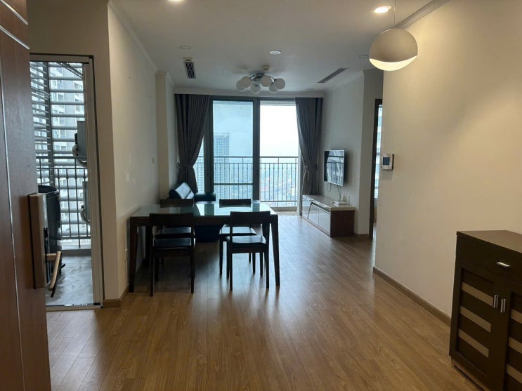  하노이 빈홈 가드니아 ( Vinhomes Gardenia ) 아파트 임대 2룸 풀옵션 고층 1650만동 알려드립니다