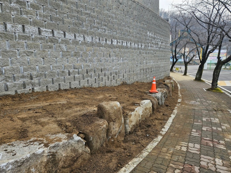  2단 보강토 옹벽 , 더 안전하고 아름다운 전원주택을 위한 선택 !보강토 잘하는업체