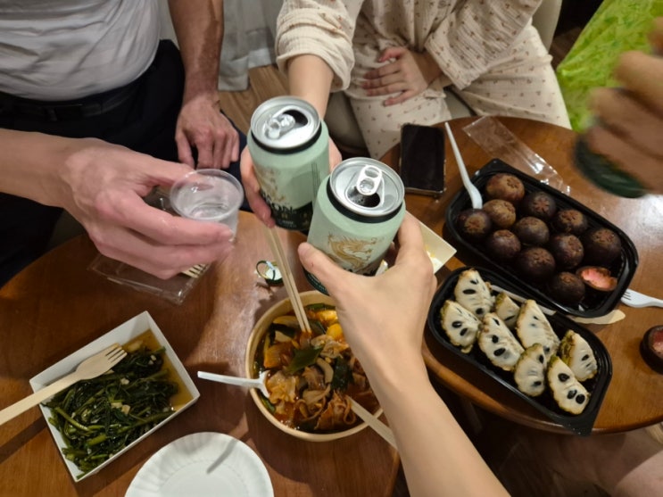 미케비치 밤산책, 곱창쌀국수 야식(배달k 어플 사용후기), 그리고 300원짜리 사탕수수 주스
