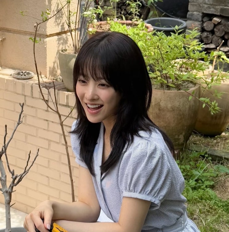  여자 긴머리 레이어드컷 고민중이라면? 박보영 스타일로 도전