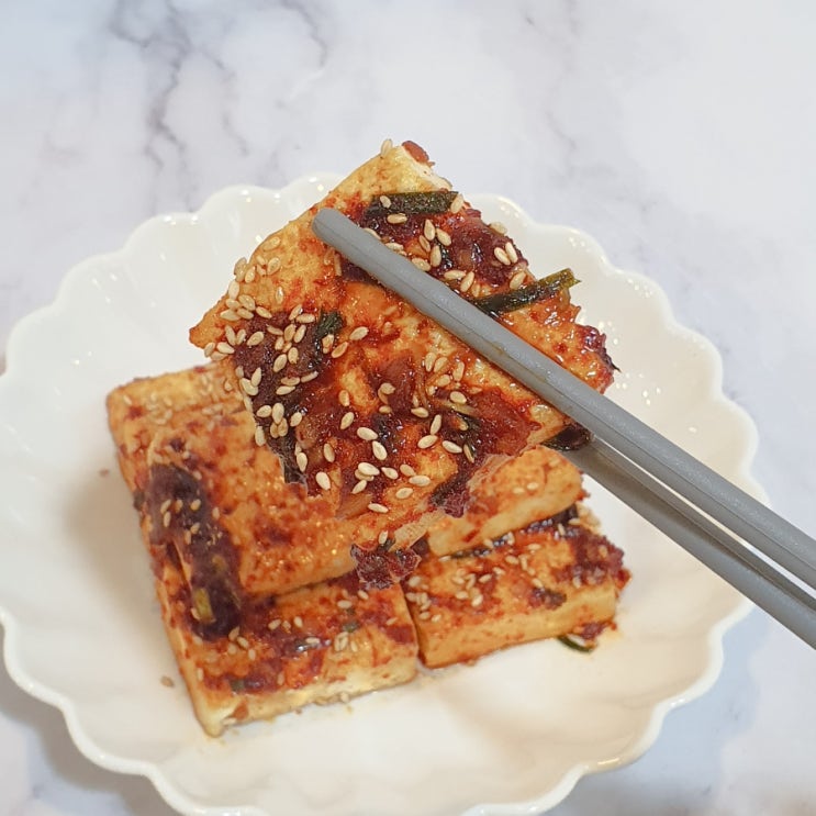  달래 간장 두부조림 만들기 바삭하게 튀겨 더 맛있는 두부반찬