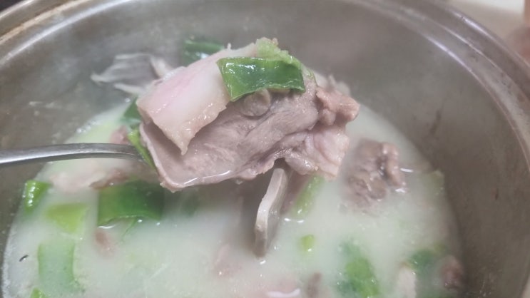  집에서 즐기는 명품 사골 요리! 3배 진한 팔복 사골진국으로 든든하게!