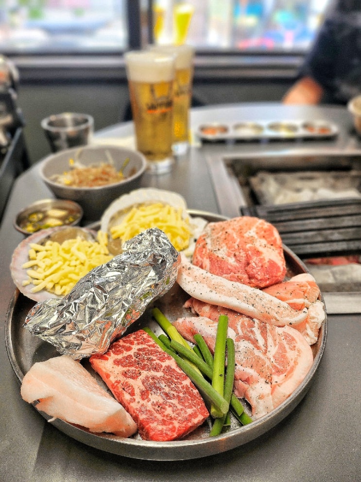  언주역 맛집 흑벽돌집 야장 고기집에서 조개구이까지