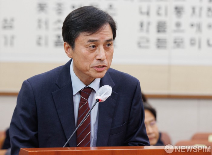 조은석 특검, <b>김용현</b> 증거인멸교사 공소제기..."<b>추가 구속영장</b>... 