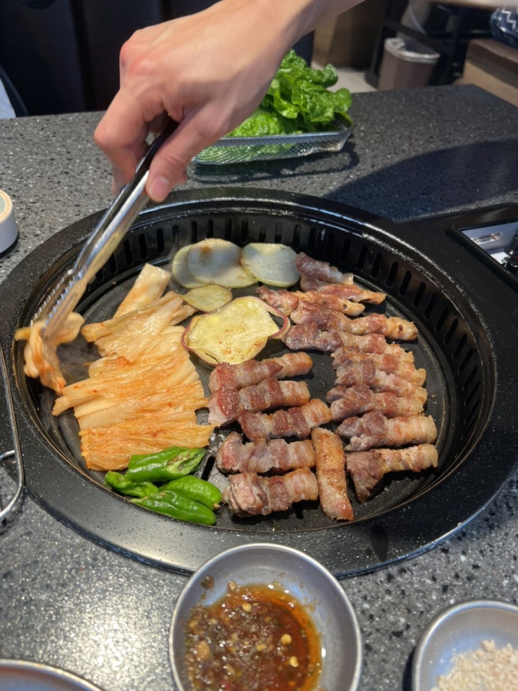  대구 상인동 삼겹살 찐 맛집 구워주는 돼지만 V대구본점