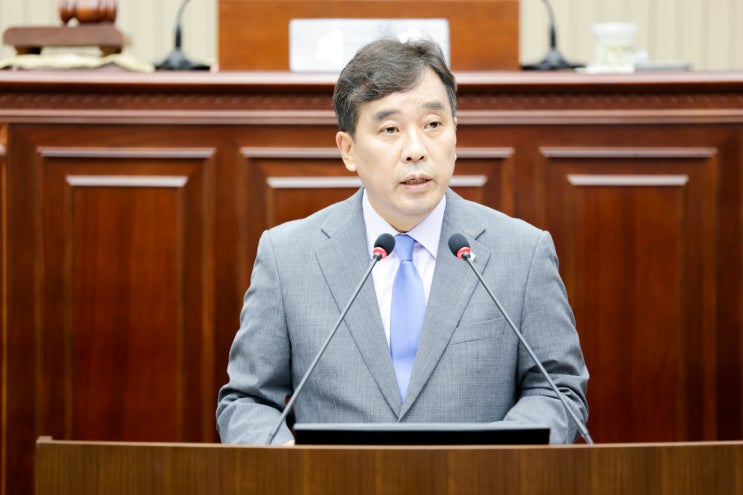  구리시의회 권봉수 의원 “백경현 시장, 이제는 회피 아닌 결단이 필요한 때”